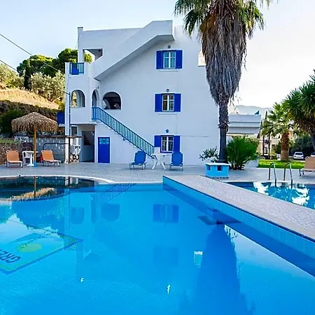 Vassilis Hotel 3*