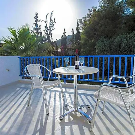 Vassilis 3* Galatás